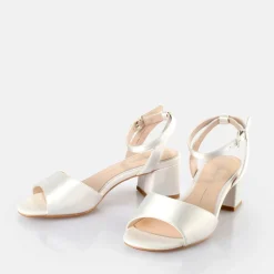 BUFFALO Bridal Shoes^Beate Ankle-Strap Sandal Ivory