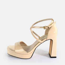 BUFFALO Occasion Shoes^Cherry Neat Heeled Sandals Vegan Beige