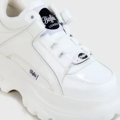 BUFFALO Classics^Classic Sneaker Low Patent Leather White