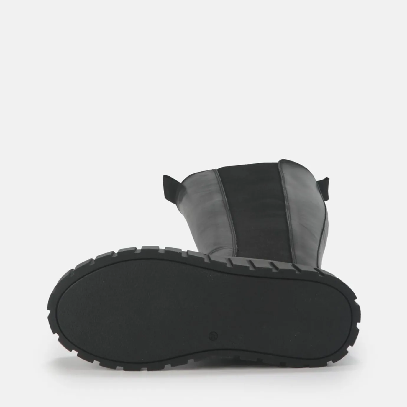 BUFFALO Boots^Sunday Boot Leader Black