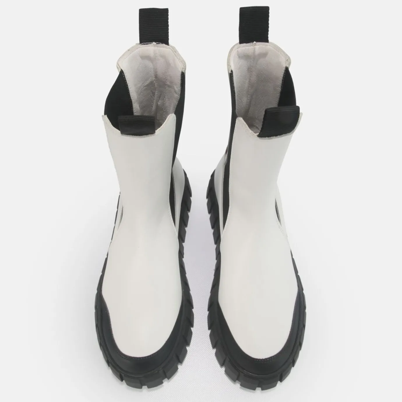 BUFFALO Ankle Boots^Sunday Boot Leather White